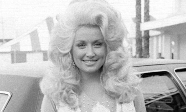 Dolly Parton Young